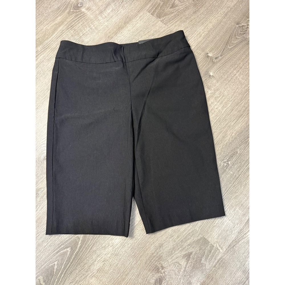 Chico's So Slimming Brigitte Slim Short 13in Black Size 0.5 NEW 570222027